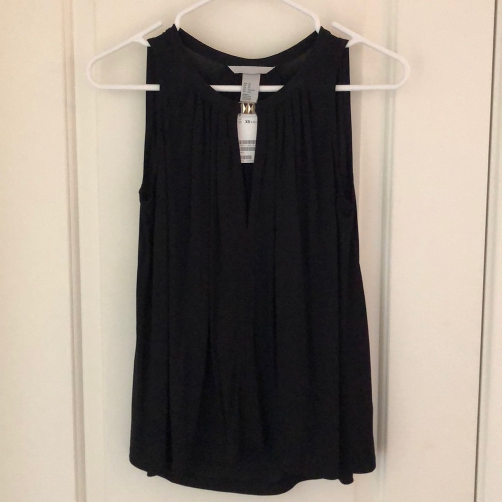 H&M sleeveless keyhole top. XS
